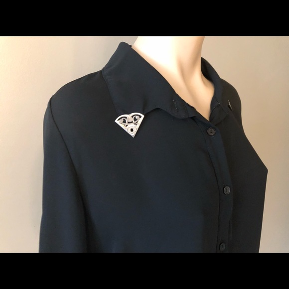 Black & Gold Button Down Shirt - Picture 2 of 4
